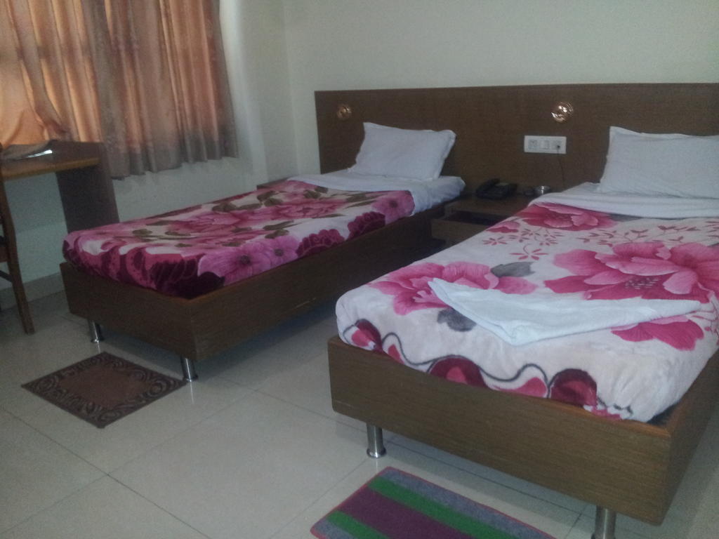 Hotel Fame City Guwahati Camera foto